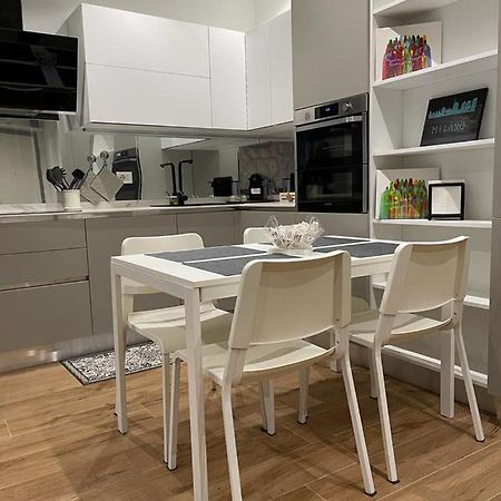 Ferienwohnung Kibilu - San Donato Vicinanze Irccs Policlinico San Donato Milanese Exterior foto