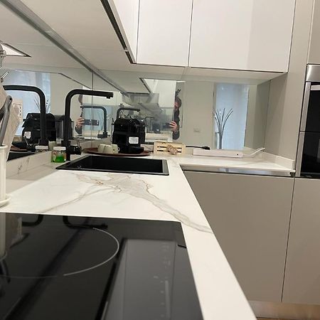 Ferienwohnung Kibilu - San Donato Vicinanze Irccs Policlinico San Donato Milanese Exterior foto
