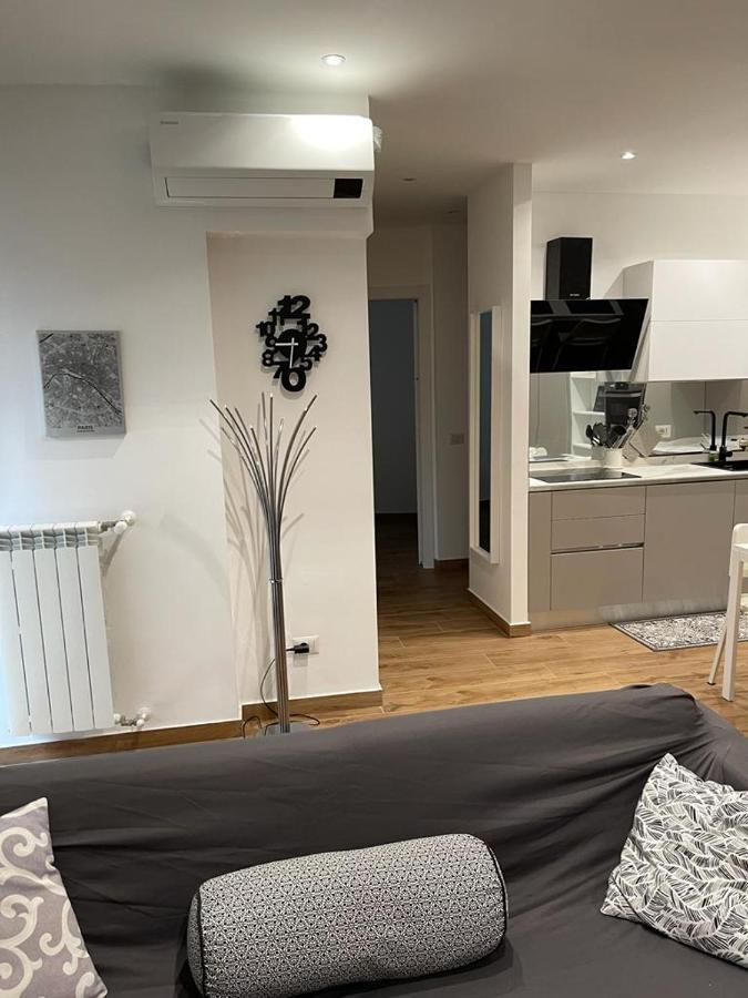 Ferienwohnung Kibilu - San Donato Vicinanze Irccs Policlinico San Donato Milanese Exterior foto